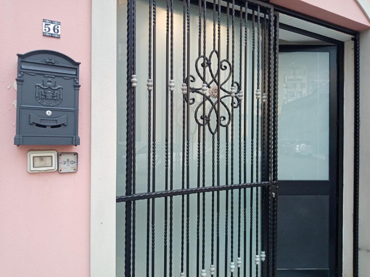 Einaudi 56 Guest House Cagliari Ngoại thất bức ảnh