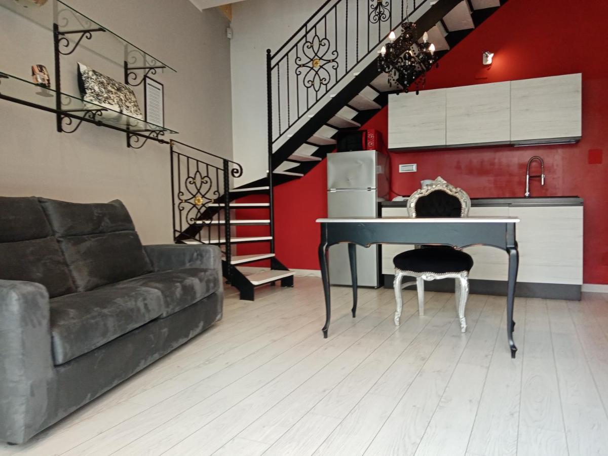 Einaudi 56 Guest House Cagliari Ngoại thất bức ảnh