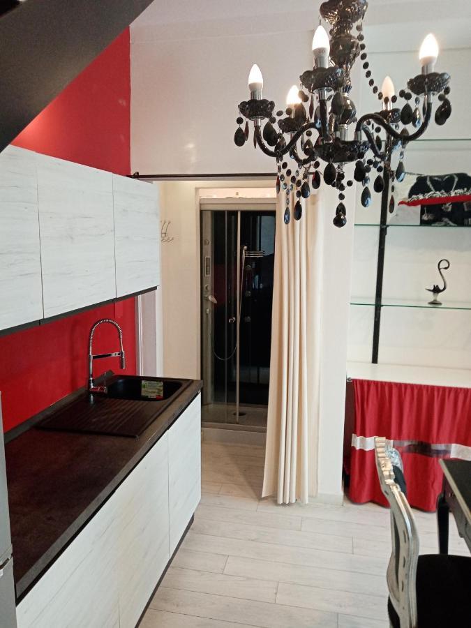 Einaudi 56 Guest House Cagliari Ngoại thất bức ảnh