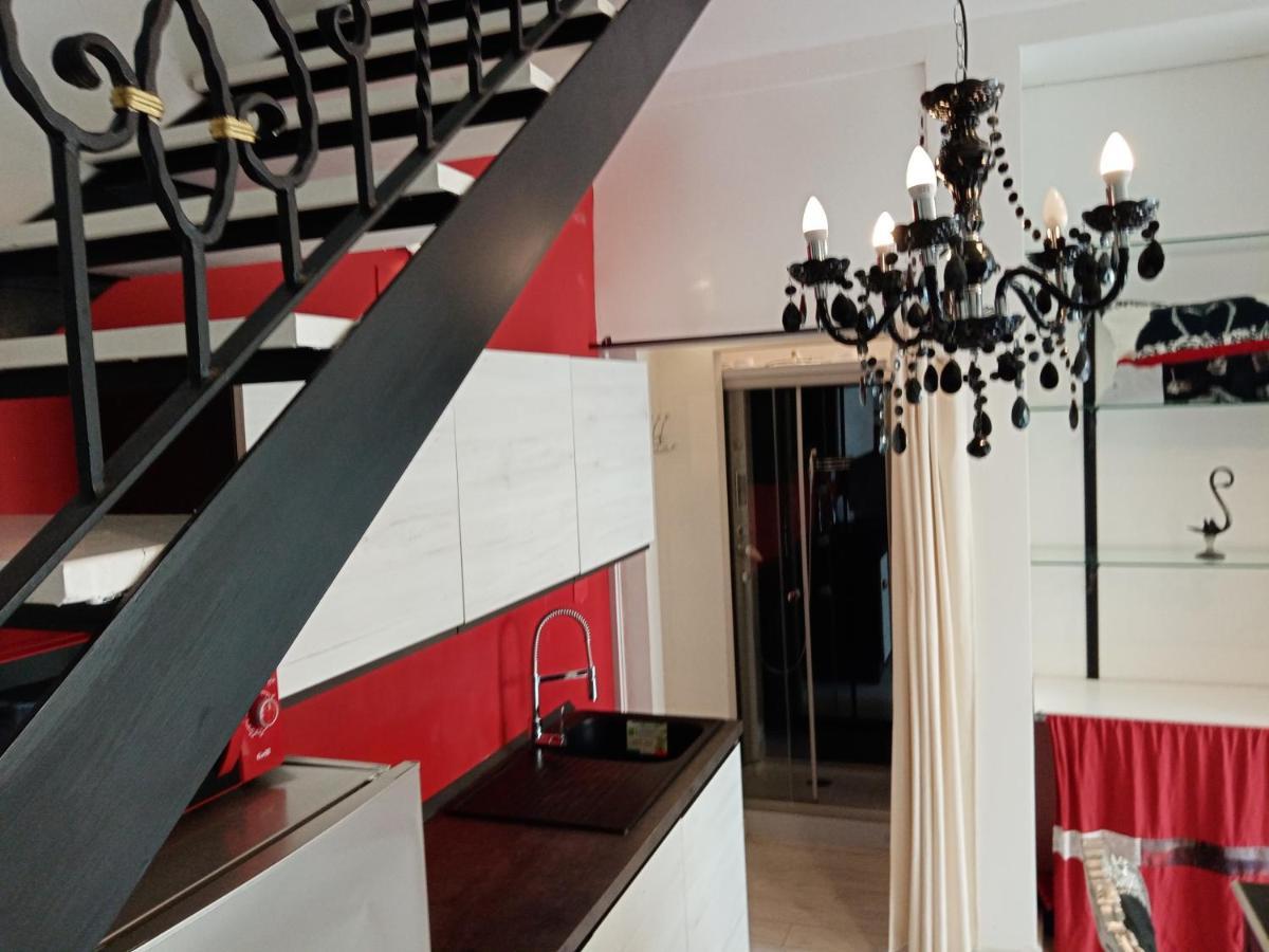 Einaudi 56 Guest House Cagliari Ngoại thất bức ảnh
